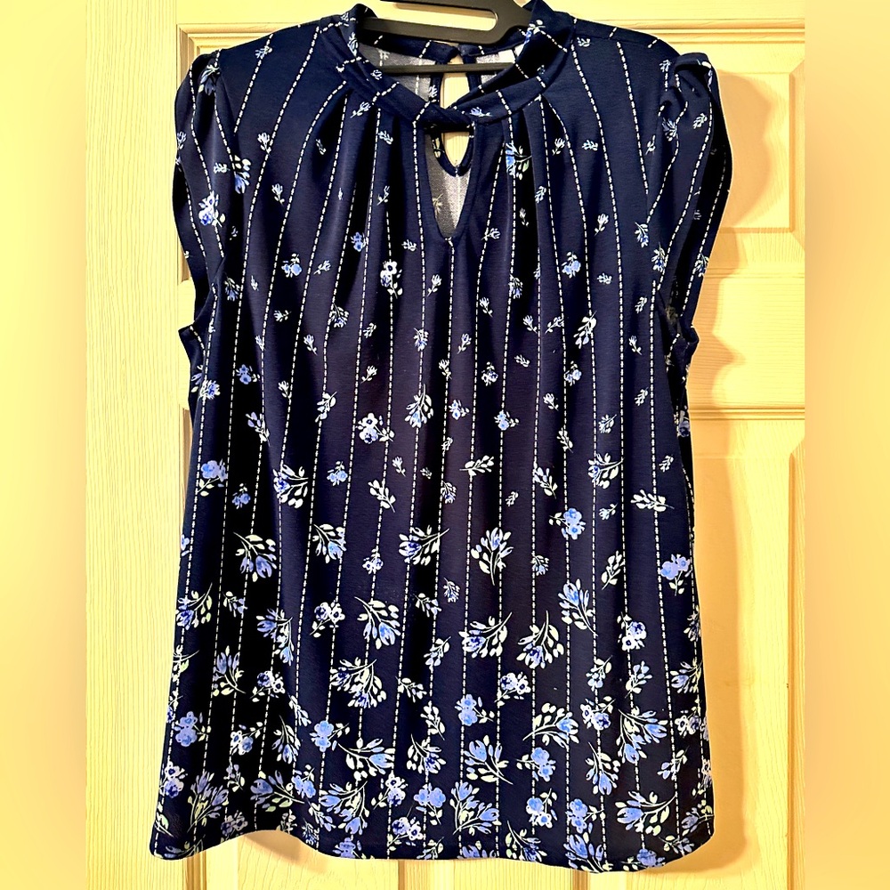Ladies Elle cap sleeve top